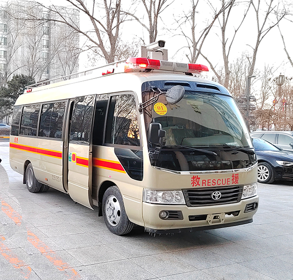 吉林通信指揮車上崗(圖1)