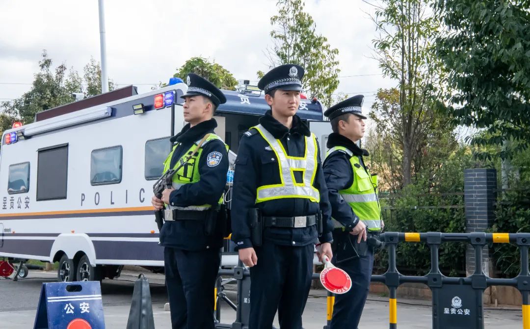 森源鴻馬移動警務(wù)室賦能“智慧警務(wù)”(圖2)